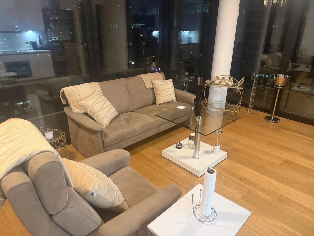 2 Zimmer Wohnung mit 63 m² in Frankfurt am Main – Bild 1