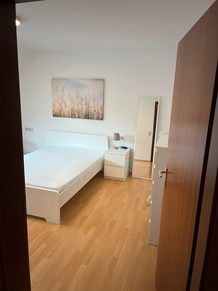 WG-Zimmer mit 15 m² in Metzingen – Bild 1