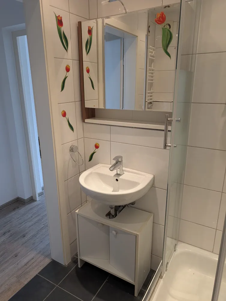1 Zimmer Wohnung mit 30 m² in Köln – Bild 6