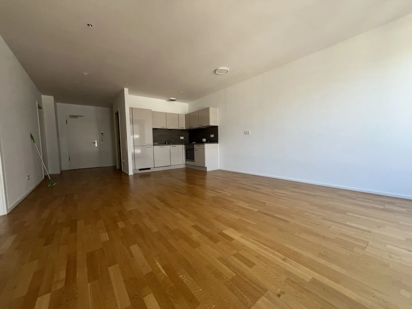 2 Zimmer Wohnung mit 75 m² in Stuttgart – Bild 4
