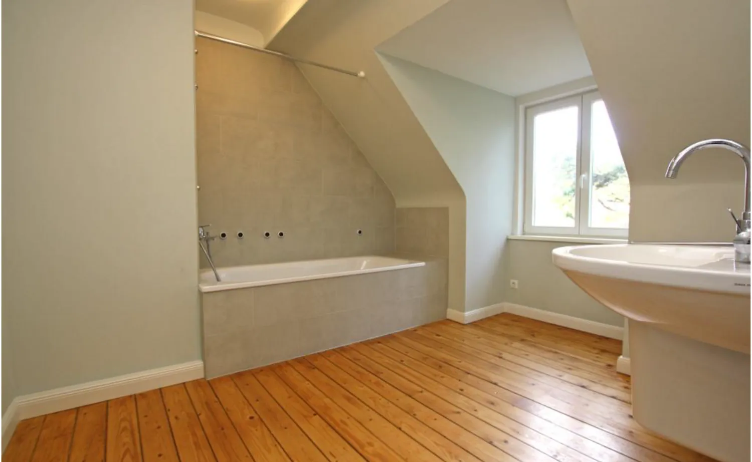 4 Zimmer Wohnung mit 130 m² in Hamburg – Bild 10