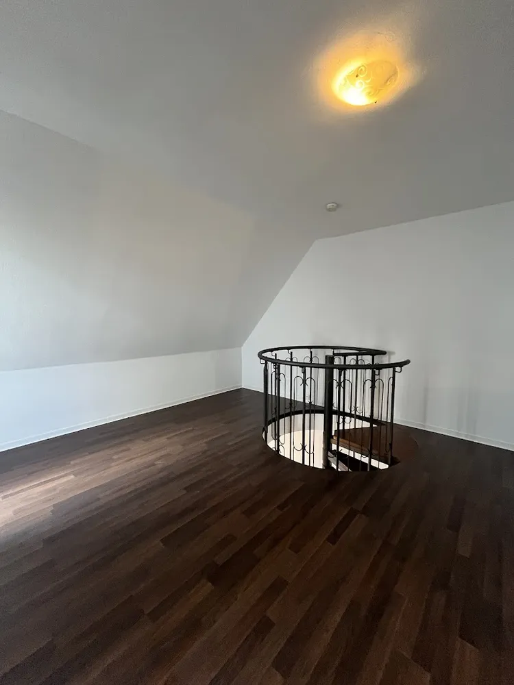 4 Zimmer Wohnung mit 121 m² in Wiesbaden – Bild 5