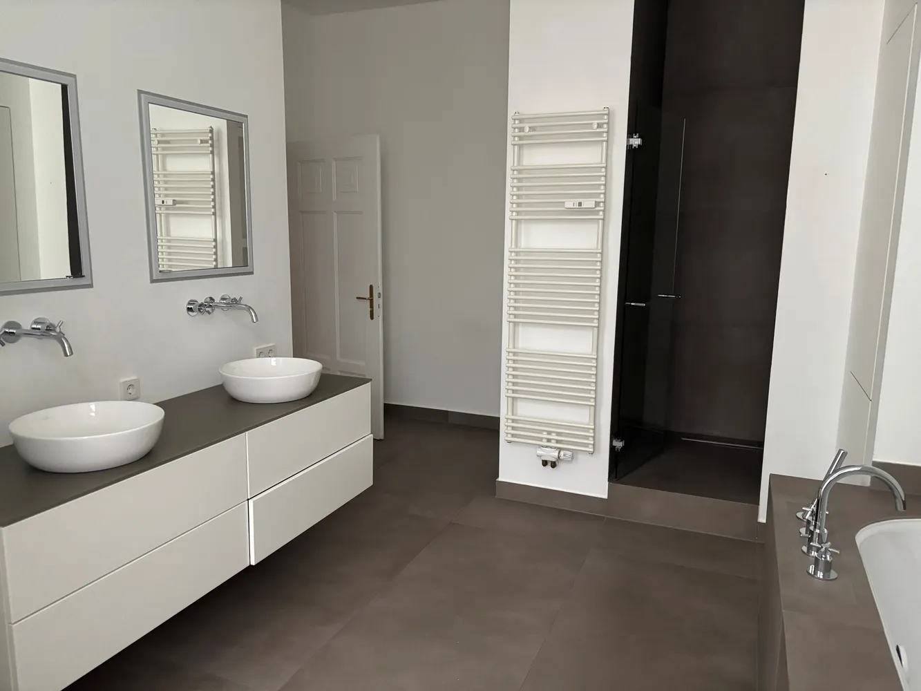 5 Zimmer Wohnung mit 330 m² in München – Bild 11