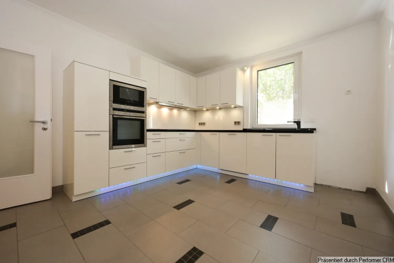 5 Zimmer Wohnung mit 112 m² in Hamburg – Bild 12