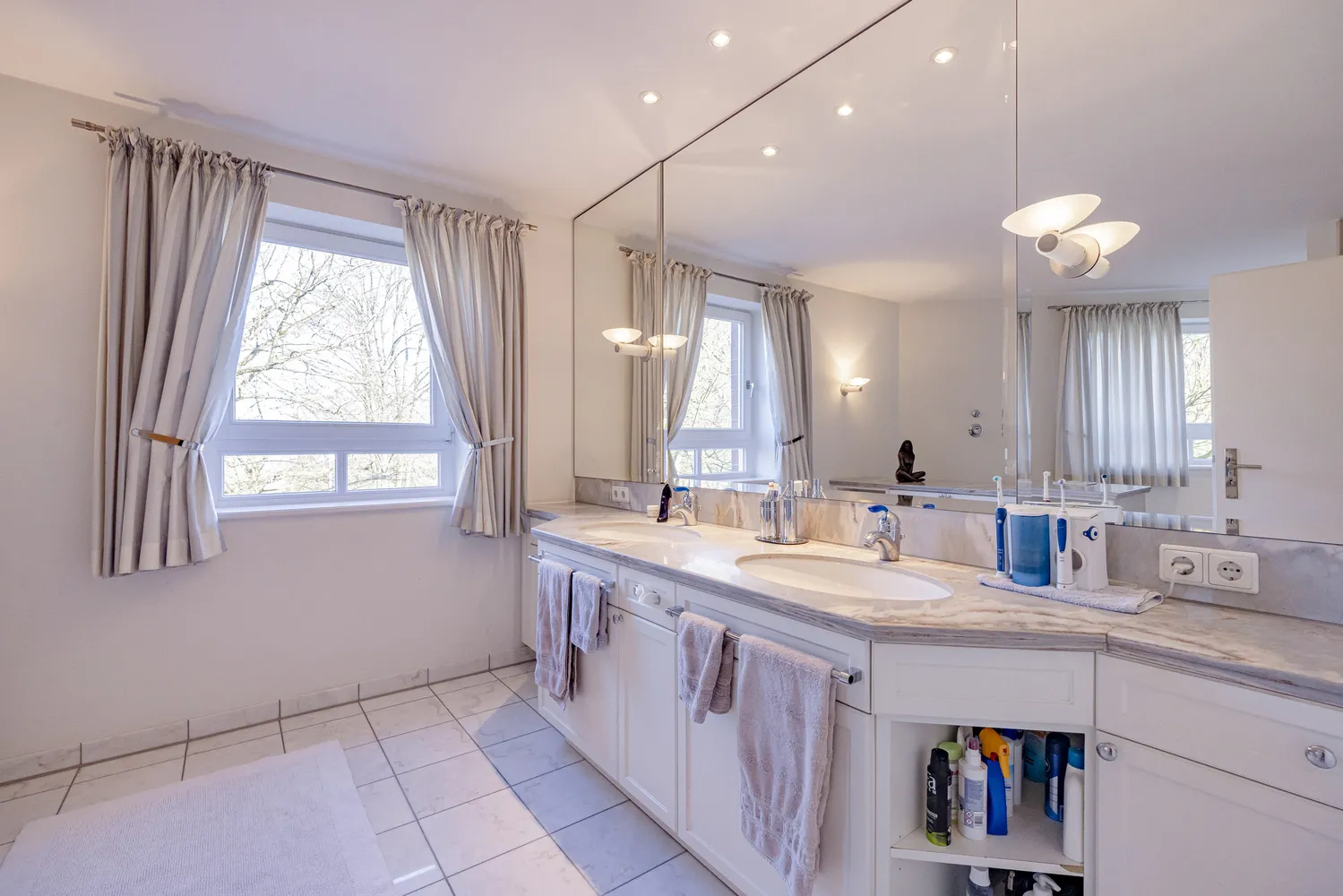 5 Zimmer Wohnung mit 217 m² in Bielefeld – Bild 6