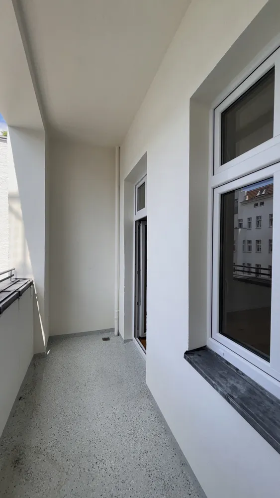 2 room apartment with 69 m² in Berlin – Photo 9