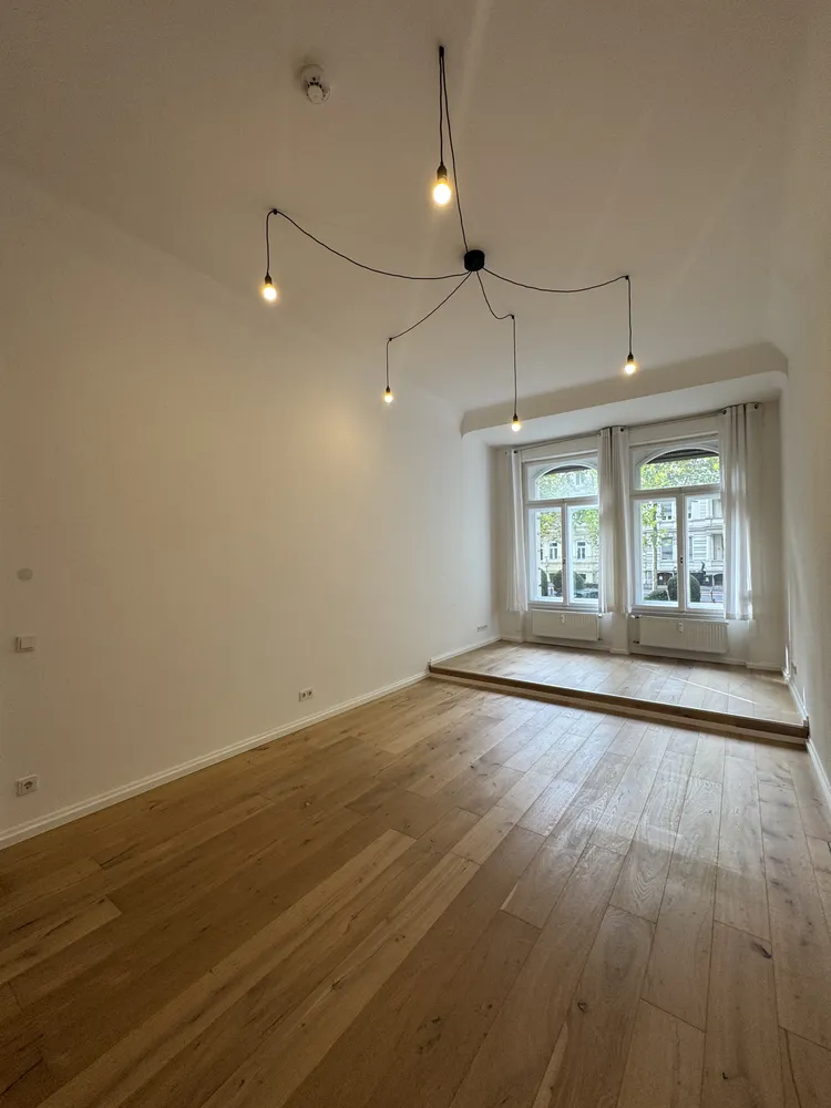 3 Zimmer Wohnung mit 97 m² in Wiesbaden – Bild 2