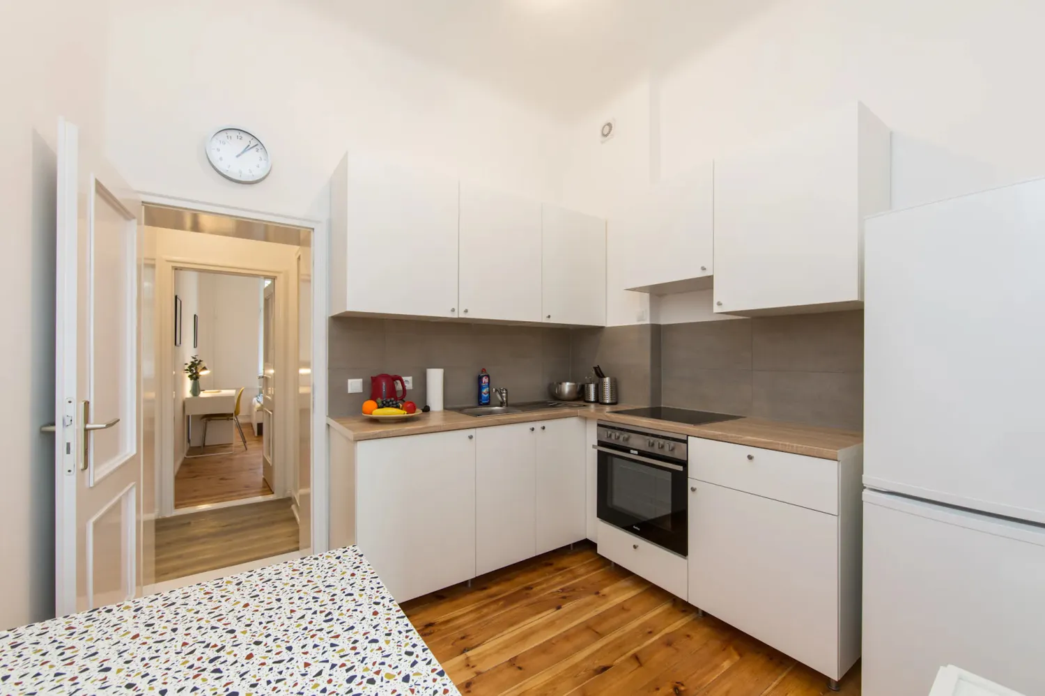 Shared room with 8 m² in Berlin – Photo 4