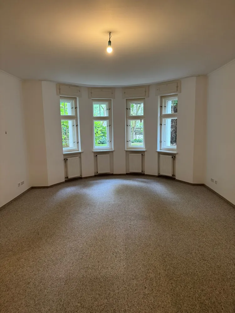 2 room apartment with 95 m² in Berlin – Photo 9