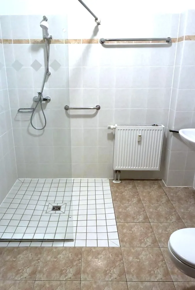 2 Zimmer Wohnung mit 54 m² in Naumburg (Saale) – Bild 3