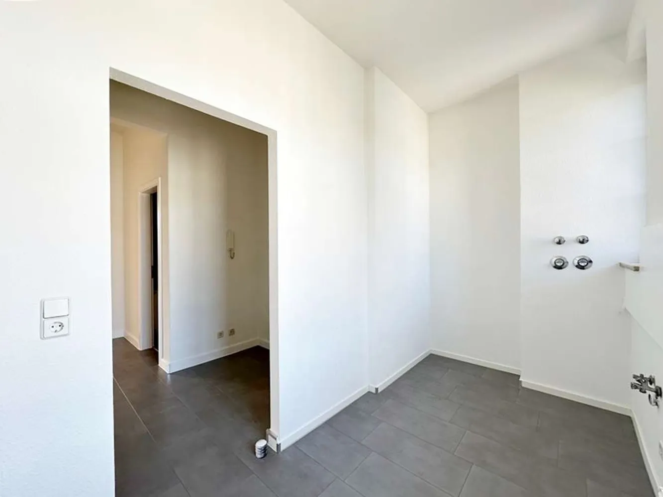 2 Zimmer Wohnung mit 59 m² in Chemnitz – Bild 8