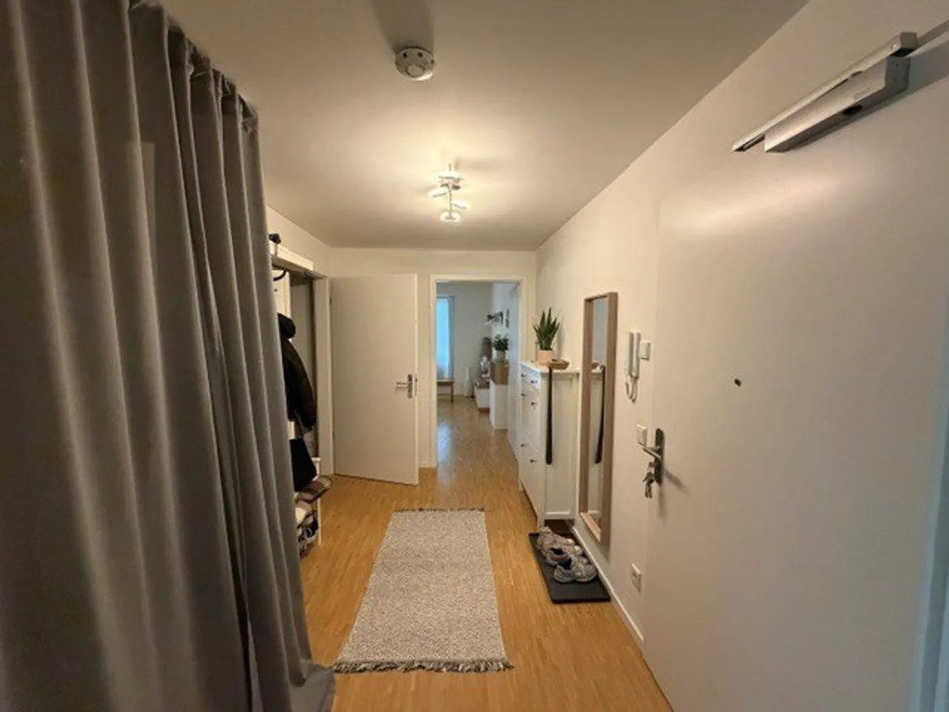 2 Zimmer Wohnung mit 60 m² in Hamburg – Bild 2