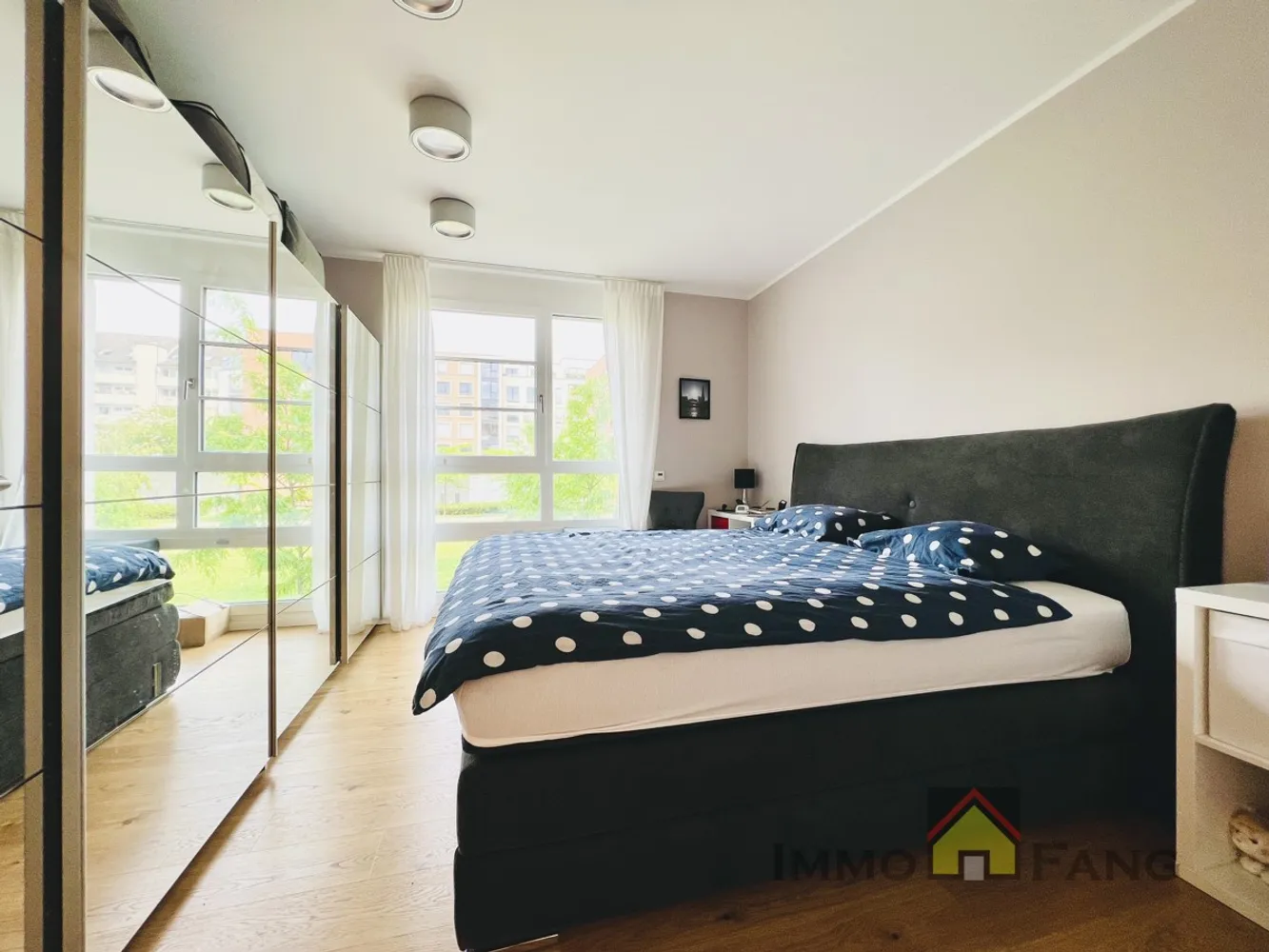 3 room apartment with 95 m² in Düsseldorf – Photo 3