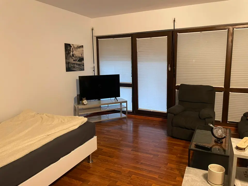 2 Zimmer Wohnung mit 32 m² in Düsseldorf – Bild 1