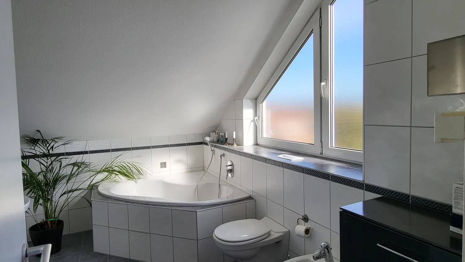 4 Zimmer Wohnung mit 121 m² in Schwetzingen – Bild 4