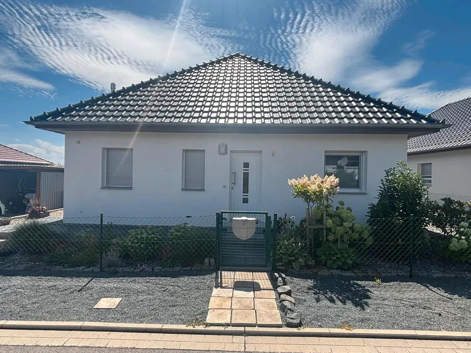4 Zimmer Haus mit 100 m² in Stendal – Bild 1