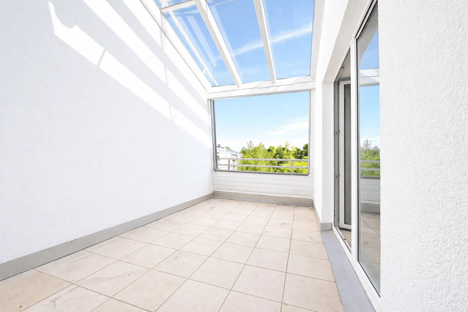 4 room apartment with 87 m² in Munich – Photo 9