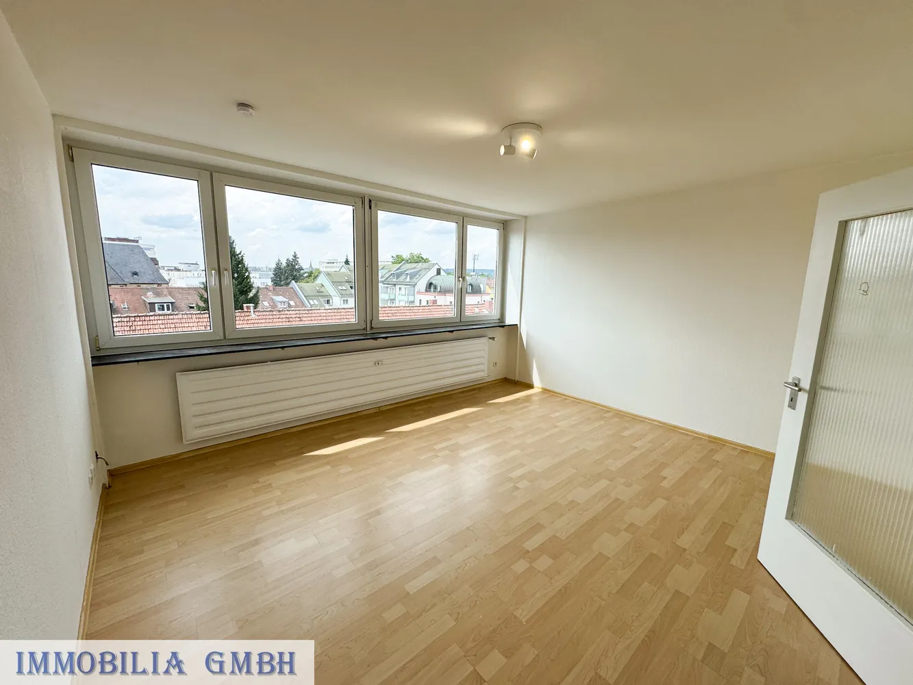 1 room apartment with 25 m² in Saarbrücken – Photo 3