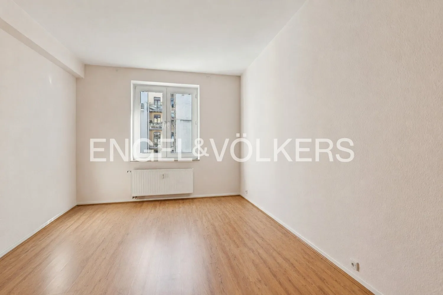 2 Zimmer Wohnung mit 60 m² in Köln – Bild 4