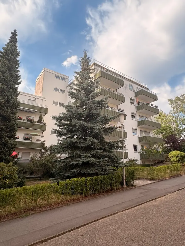 2 Zimmer Wohnung mit 54 m² in Saarbrücken – Bild 1
