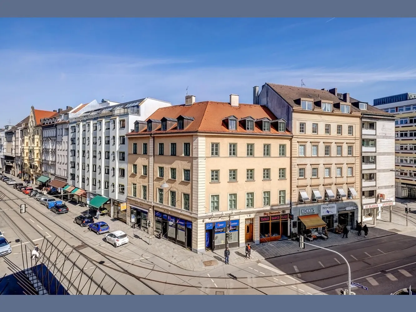 2 Zimmer Wohnung mit 73 m² in München – Bild 11