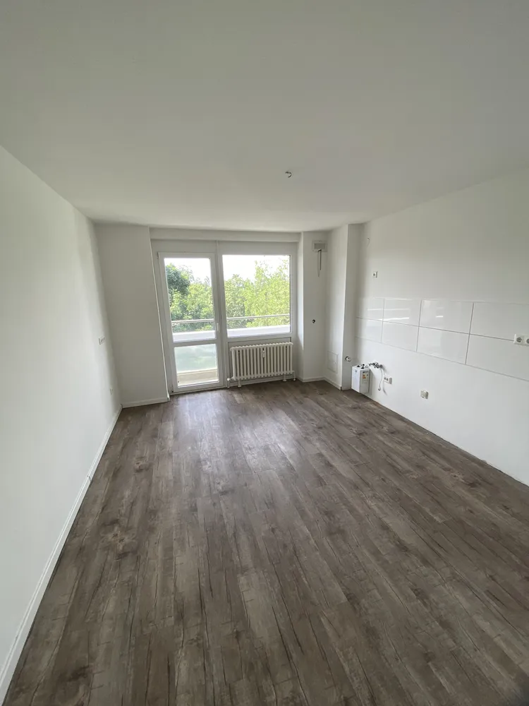 4 Zimmer Wohnung mit 108 m² in Ludwigshafen am Rhein – Bild 3