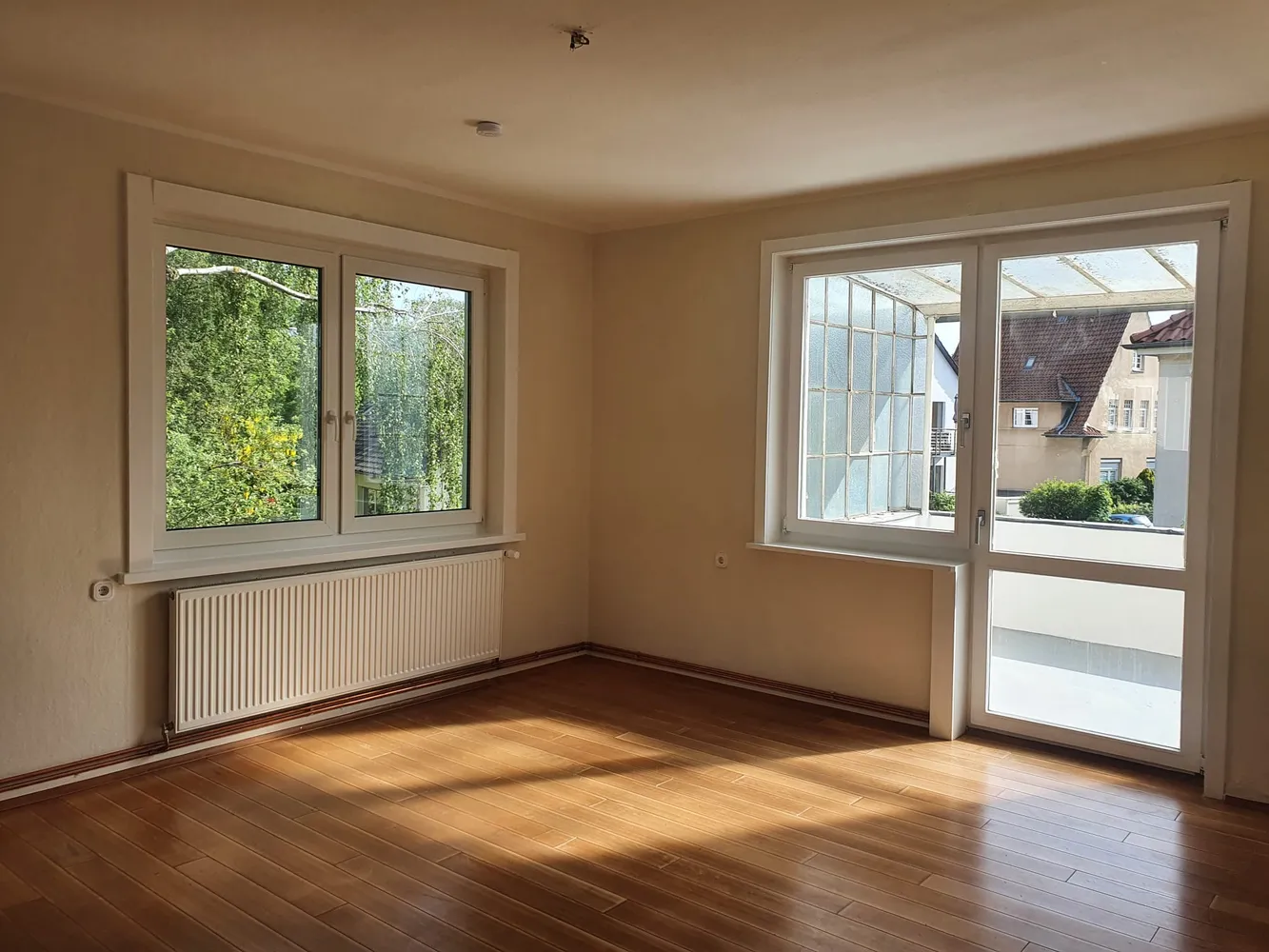 4 Zimmer Wohnung mit 95 m² in Hannover – Bild 2