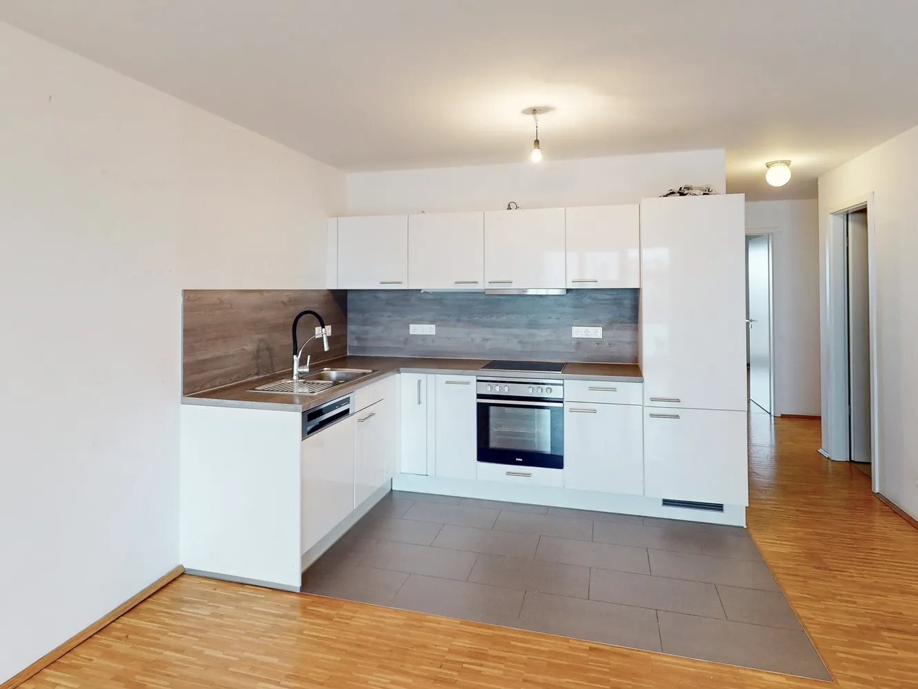 4 Zimmer Wohnung mit 100 m² in Böblingen – Bild 4