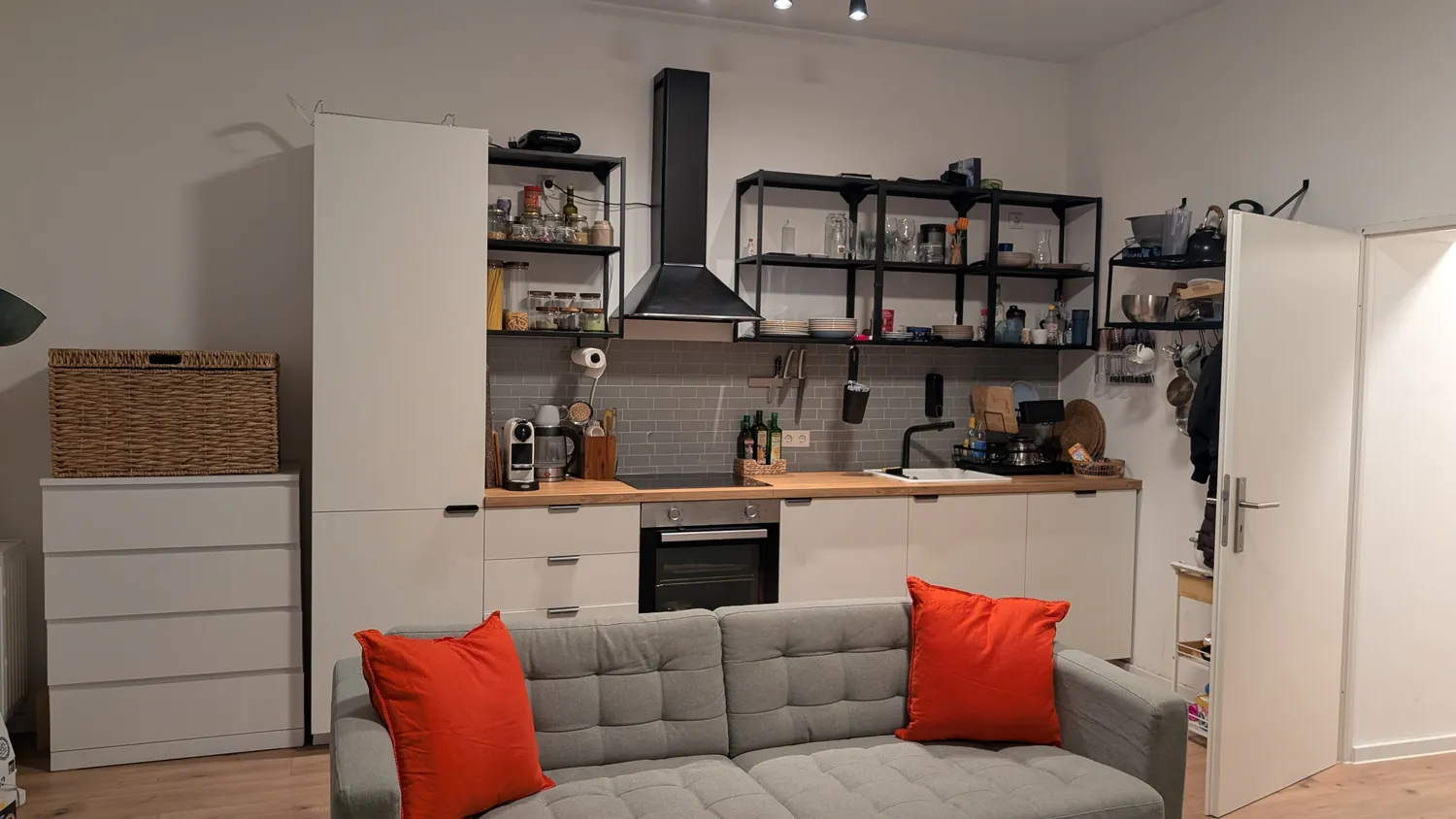 2 Zimmer Wohnung mit 42 m² in Düsseldorf – Bild 3