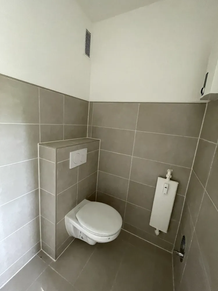 4 Zimmer Wohnung mit 115 m² in Köln – Bild 1