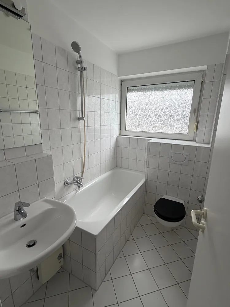 3 Zimmer Wohnung mit 69 m² in Leverkusen – Bild 8