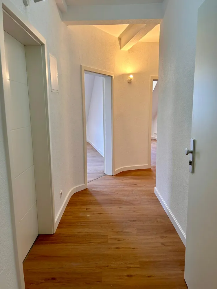 4 Zimmer Wohnung mit 100 m² in Karlsruhe – Bild 8