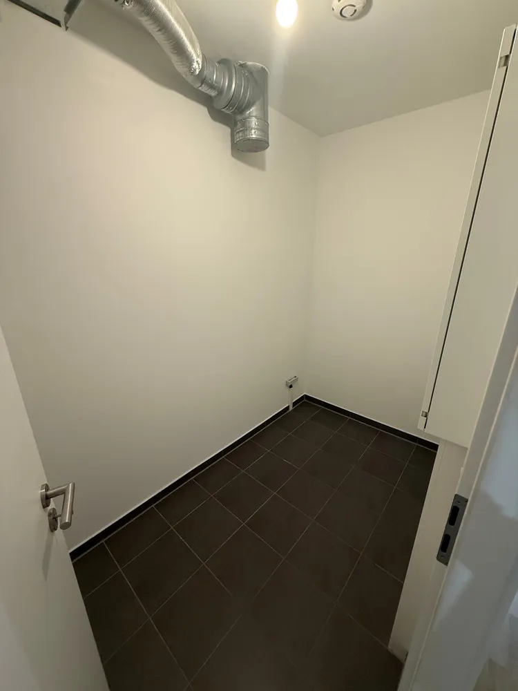 2 Zimmer Wohnung mit 77 m² in Stuttgart – Bild 3