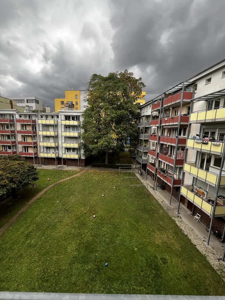 2 room apartment with 50 m² in Frankfurt am Main – Photo 2