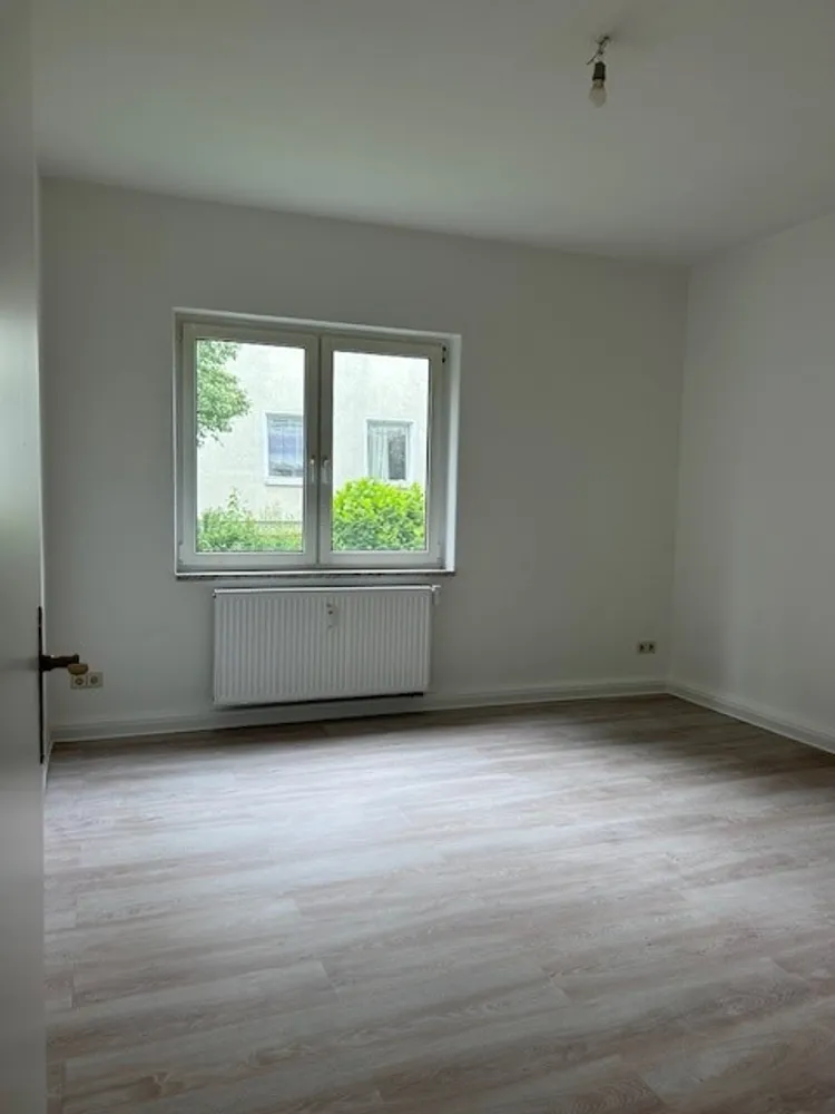 3 Zimmer Wohnung mit 56 m² in Naumburg (Saale) – Bild 2