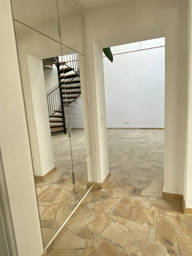 4 Zimmer Wohnung mit 161 m² in Berlin – Bild 9