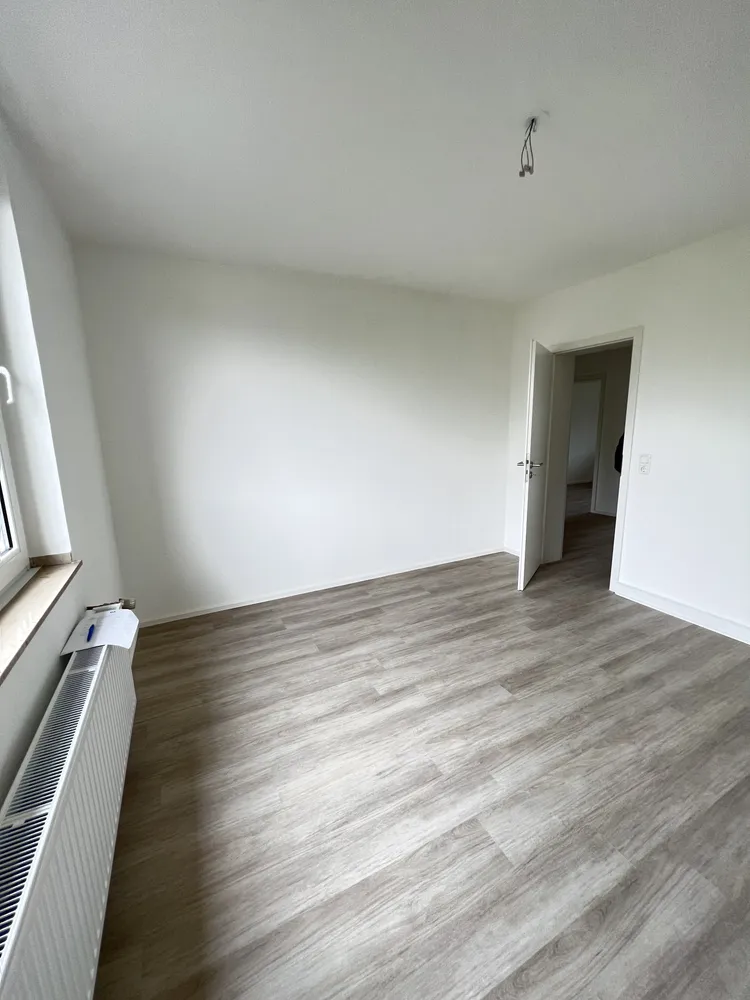 4 Zimmer Wohnung mit 95 m² in Köln – Bild 2