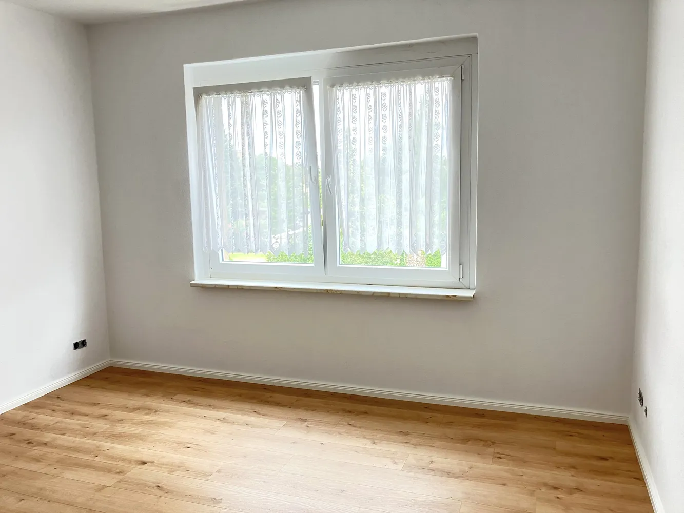 5 Zimmer Wohnung mit 136 m² in Dessau-Roßlau – Bild 1