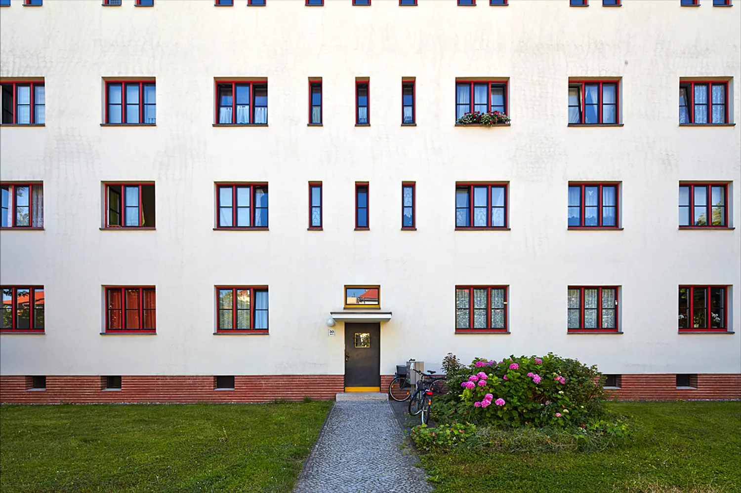 2 Zimmer Wohnung mit 47 m² in Magdeburg – Bild 1