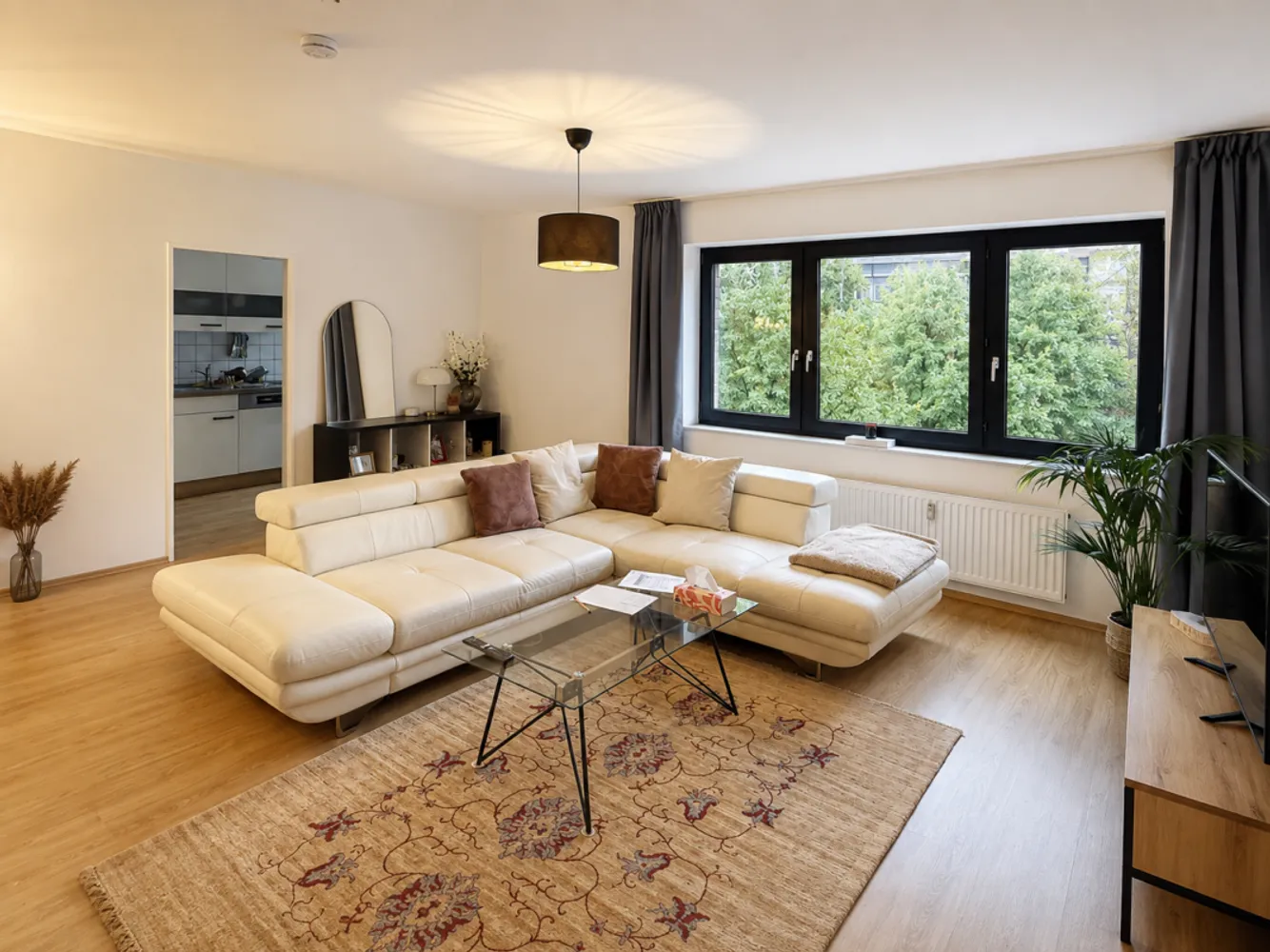 2 Zimmer Wohnung mit 70 m² in Düsseldorf – Bild 1