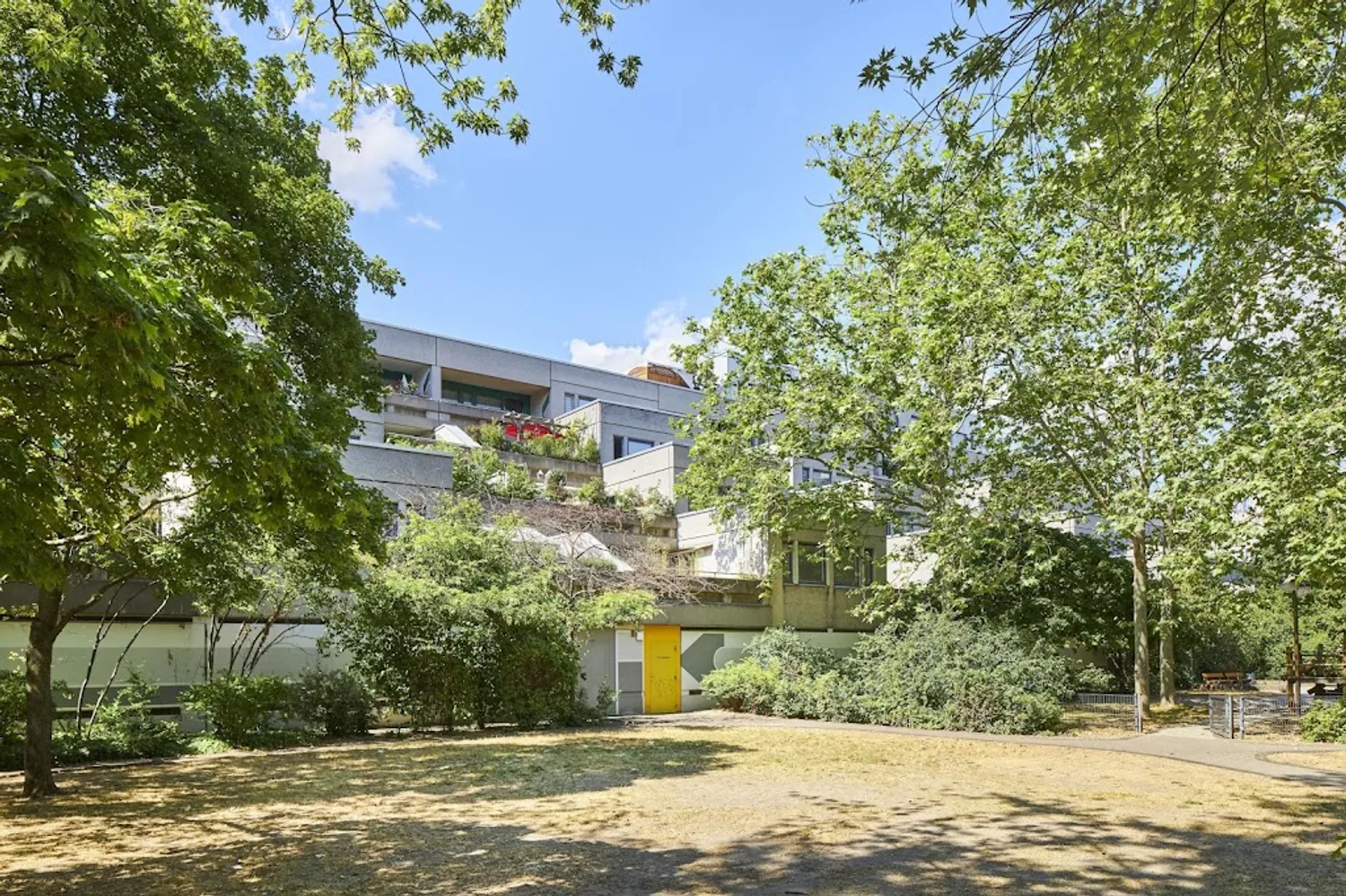 2 Zimmer Wohnung mit 83 m² in Berlin – Bild 3