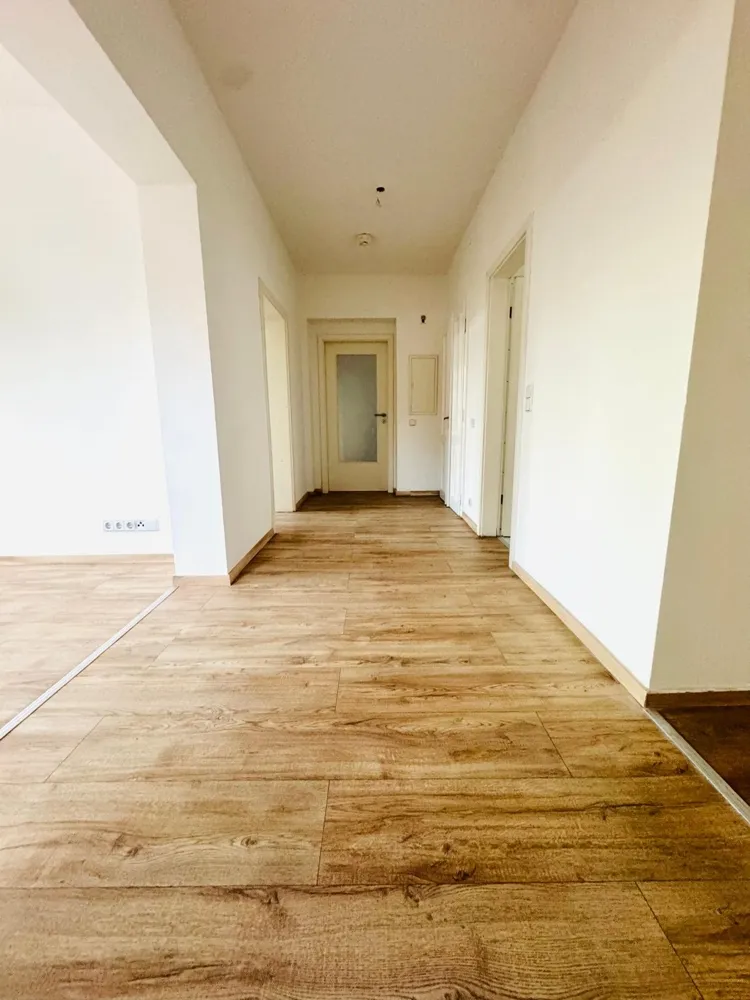 5 Zimmer Wohnung mit 121 m² in Leipzig – Bild 1