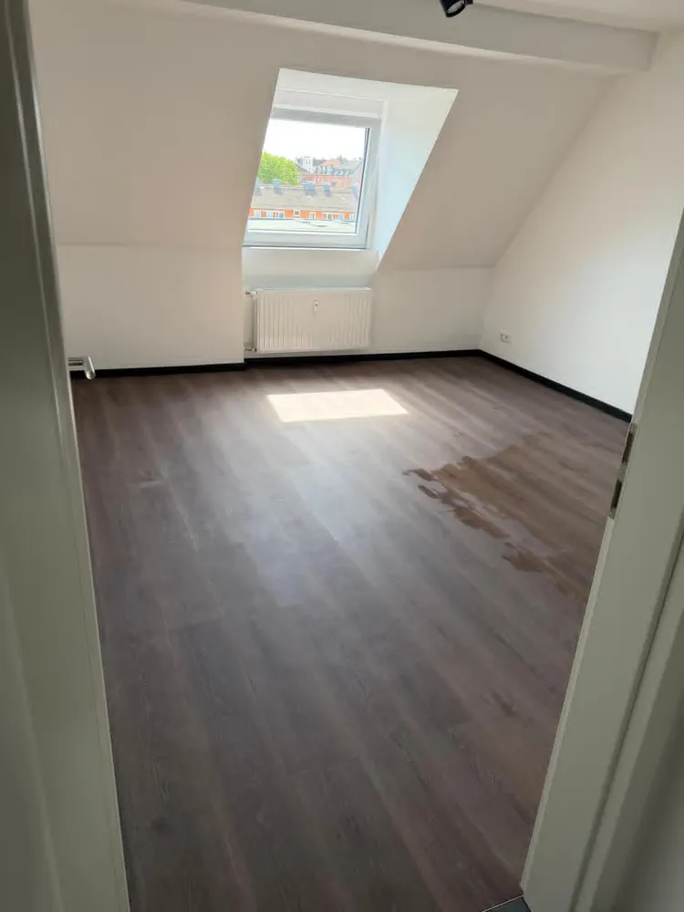 2 Zimmer Wohnung mit 42 m² in Kiel – Bild 2