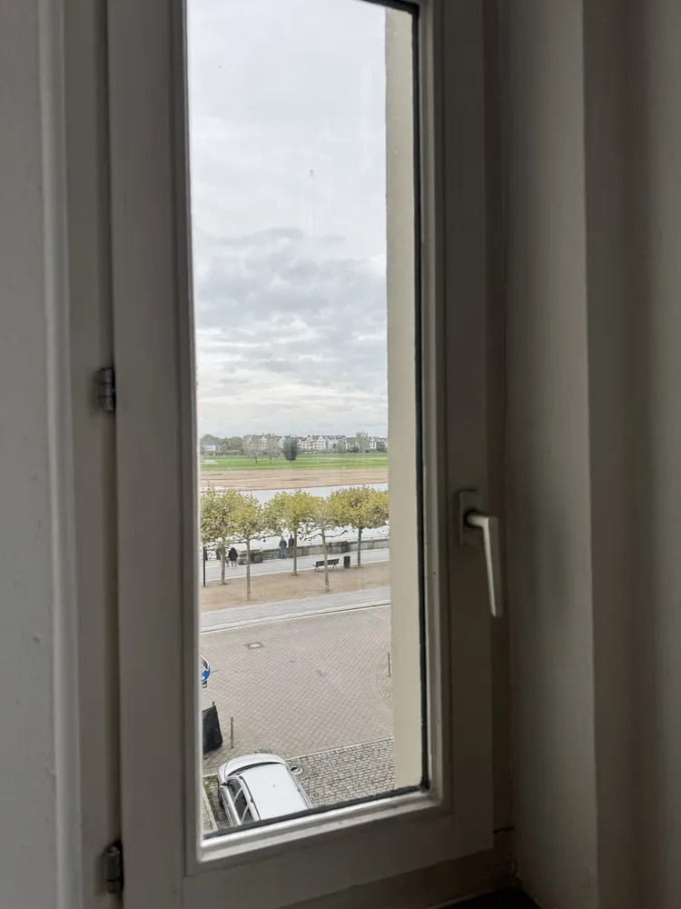 2 room apartment with 85 m² in Düsseldorf – Photo 8