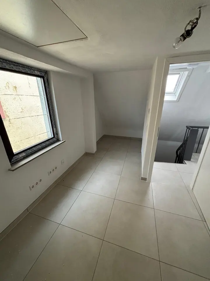 6 Zimmer Wohnung mit 130 m² in Schwäbisch Gmünd – Bild 6