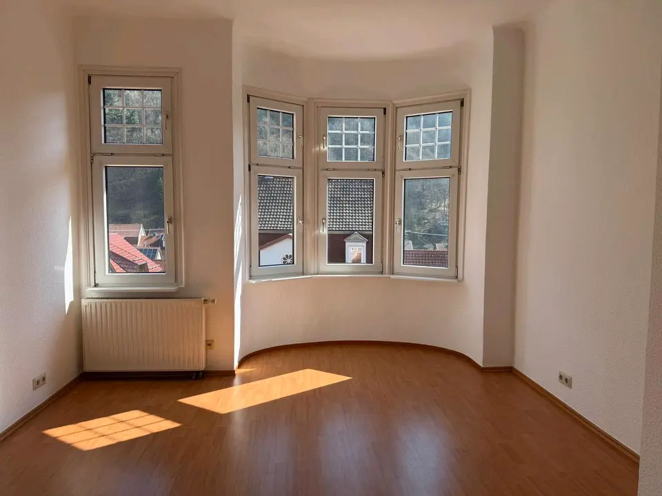 5 Zimmer Wohnung mit 130 m² in Meiningen – Bild 1