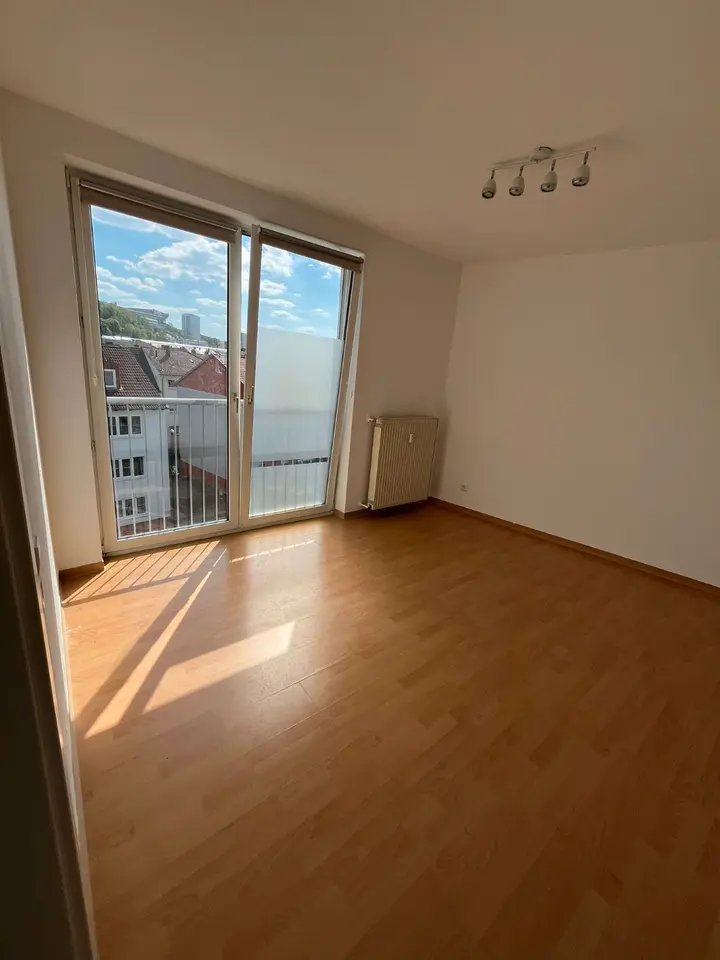 2 Zimmer Wohnung mit 55 m² in Kaiserslautern – Bild 2