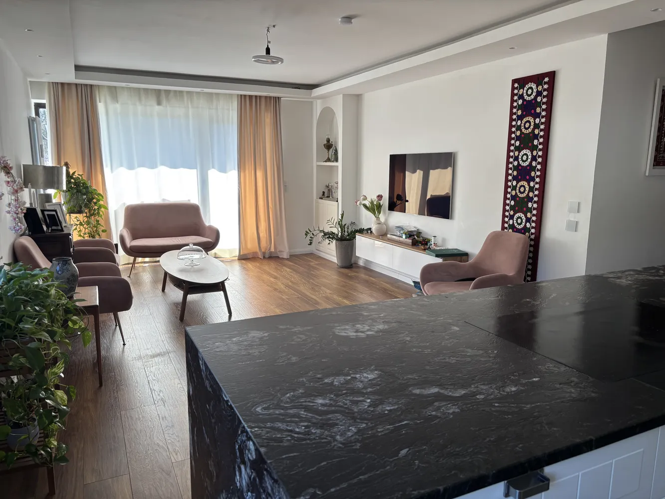 4 Zimmer Wohnung mit 90 m² in München – Bild 2