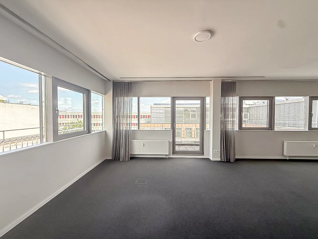 5 Zimmer Wohnung mit 162 m² in Frankfurt am Main – Bild 4