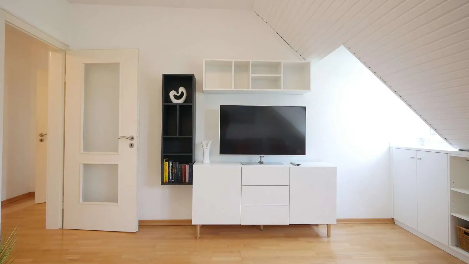 3 Zimmer Wohnung mit 54 m² in Hannover – Bild 2